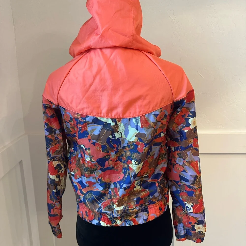 Nike Women's Vibrant Floral Bomber Jacket - Coral‎ and Navy